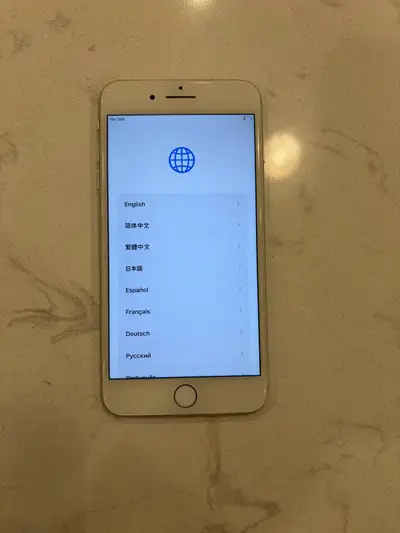 This pre-owned Apple iPhone 8 Plus features a sleek silver finish and comes complete with a Pela cas...