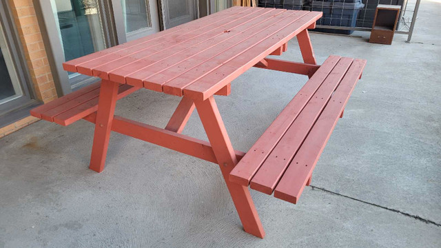 Bench picnic table patio dans Mobilier pour terrasse et jardin  à Ville de Montréal - Image 2