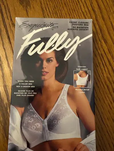 Exquisite bra white c40 never used in original box, View more