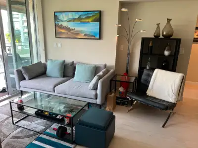 (1) Furnished bedroom with queen bed for rent in luxury building