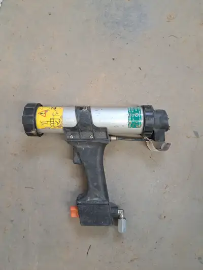Air caulking gun(small tubes