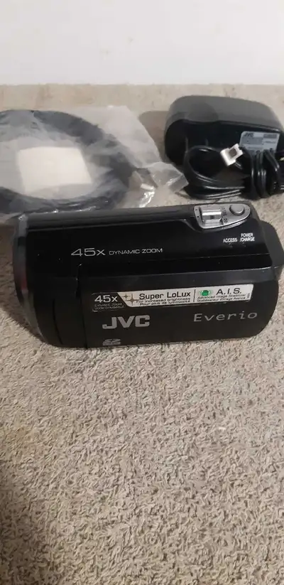 JVC Everio GZ-MS110BU, View more