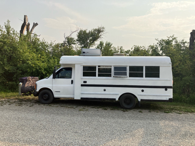 Converted School Bus in RVs & Motorhomes in Port Alberni - Image 2