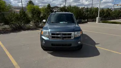2010 Ford Escape – Clean & Reliable SUV! ✔️ 163,000 KM ✔️ No Reported Accidents ✔️ Clean Carfax ✔️ A...