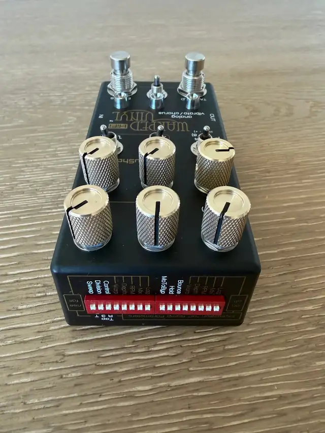 Chase Bliss Warped Vinyl Hifi Chorus/Vibrato in Amps & Pedals in City of Toronto - Image 3