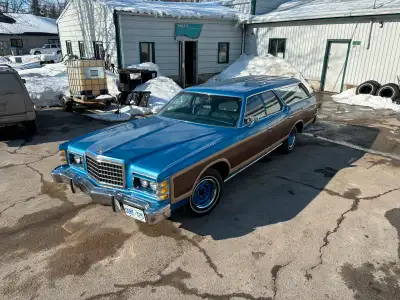 All Original clean 1978 Ford Country Squire LTD station wagon for sale ! This is a beautiful all ori...