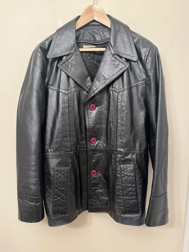 Vintage 1970s Men's Black Leather Jacket Medium Made in Canada in Men's in Calgary - Image 2