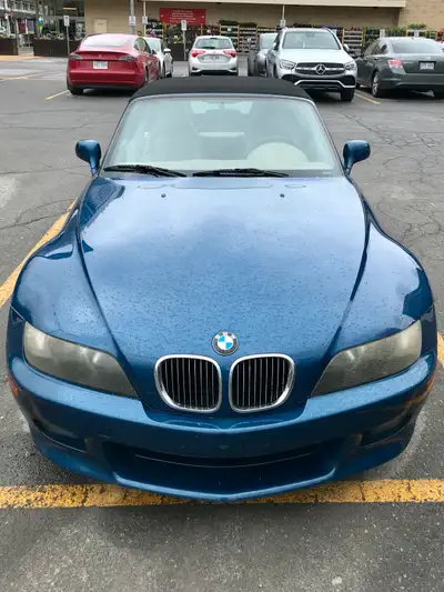 2000 BMW Z3 Roadster 2.8L. Manual Transmission, 169,480 km. Never winter driven. Retractable convert...