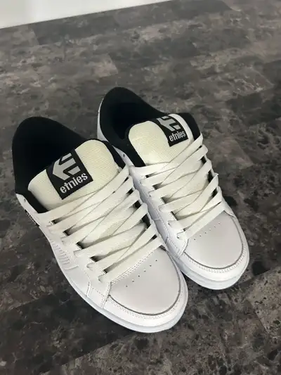Etnies skate shoes white/black, View more
