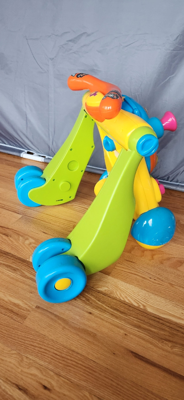 Toddler push and ride on toy in Toys in Ottawa - Image 2