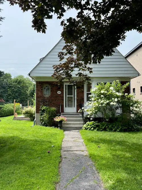 Enjoy the perfect balance of comfort, privacy, and convenience in this charming 1½-storey detached h...