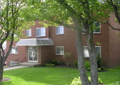 5 Courtney Road, Dartmouth Available: October 1,2026 Max Capacity 2 No dogs One bedroom apartment in...