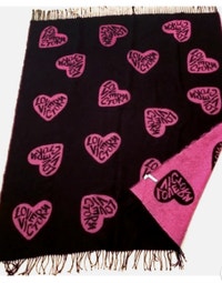Victoria’s Secret Heart Love Victoria Large Throw Blanket - New Oakville / Halton Region Toronto (GTA) Preview