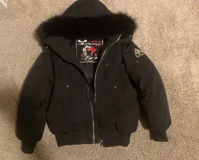 Brand new worn a few times.