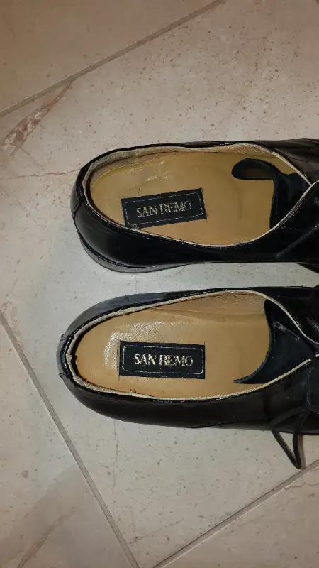 Boys Formal Shoes, size 42EU - 9-9.5US - Pickup in Richmond Hill in Kids & Youth in Markham / York Region - Image 4