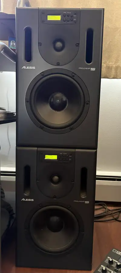 Alesis monitors, View more