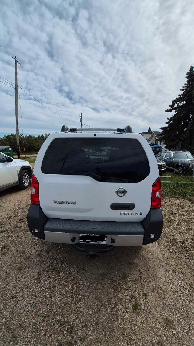 Nissan xterra pro-4x in Cars & Trucks in Edmonton - Image 4
