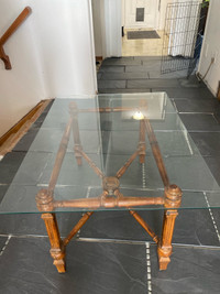 Tikki style table