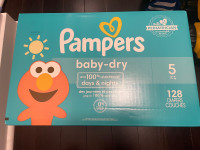 Pampers toddler Diapers size 5 