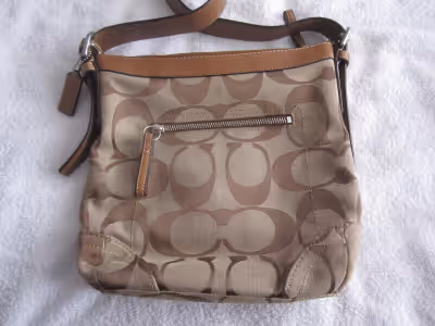 Les beaux sacs Coach authentique que j'ai collectionné $100-$150/chq