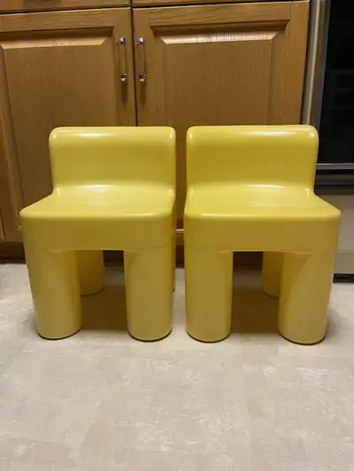 Transcona pick up near club regent casino. Two yellow kids chairs, little tikes, plastic. Faded from...
