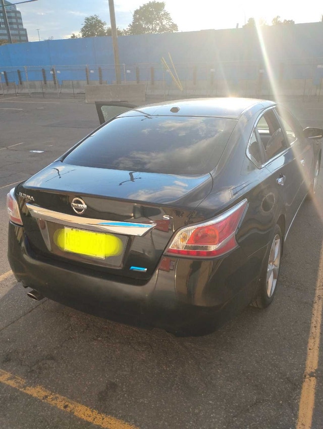 Nissan Altima S 2.5L — photo 2