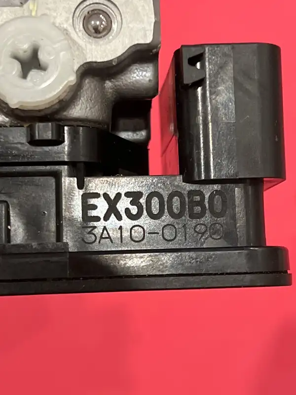 Kawasaki ninja 300 ABS electronic pump unit oem 99999-0418 MC13 in Other in Barrie - Image 7