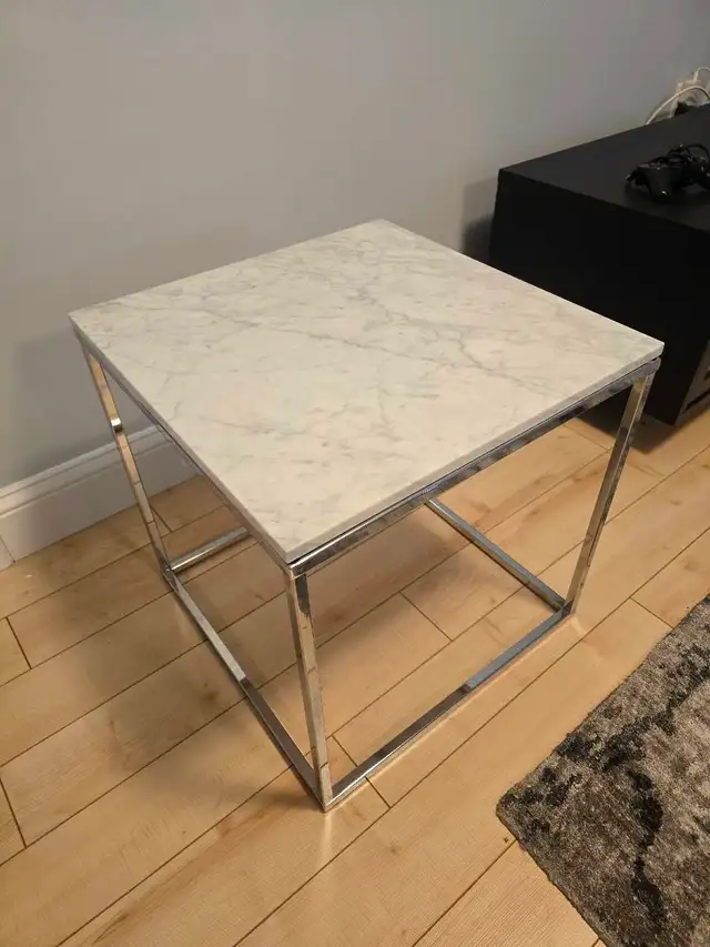 4 structube matching tables in Coffee Tables in Bedford - Image 5