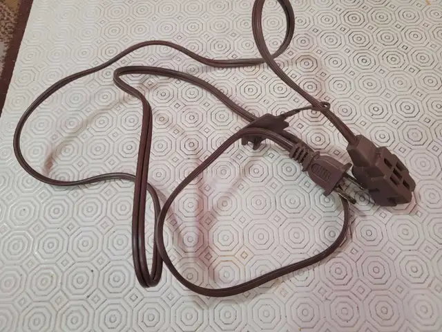 Replacement Lamp Cord in Electrical in City of Toronto - Image 3