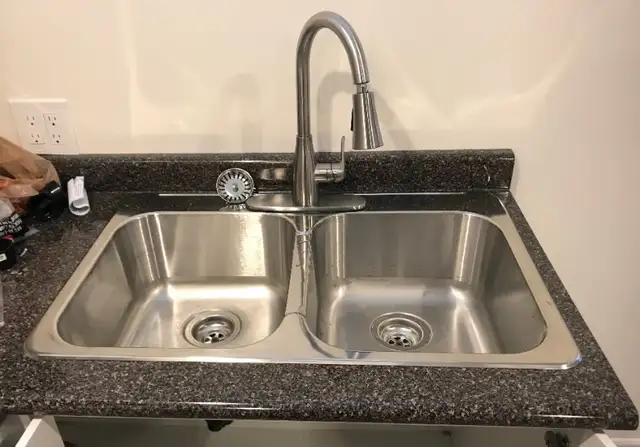 PLUMBER AVAILABLE SAME DAY 416 455-9249 in Plumbing in Mississauga / Peel Region - Image 11