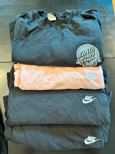 Men’s medium Nike (3) and Santa Cruz (1) T-Shirts. Pick up only.
