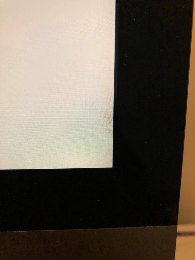 Apple iMac Pro 27" Late 2017 in Desktop Computers in Saskatoon - Image 4
