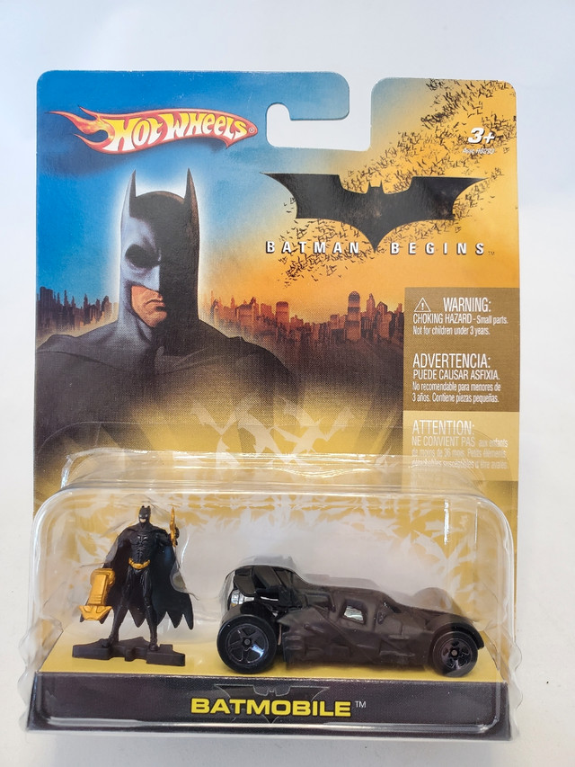 1:64 Diecast Hot Wheels Batman Begins Batmobile Tumbler Figure in Arts & Collectibles in Kawartha Lakes