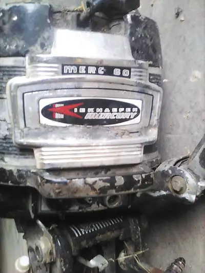 Mercury 6 hp boat motor for parts. No spark, bottom end is seized solid. There seams to be good comp...