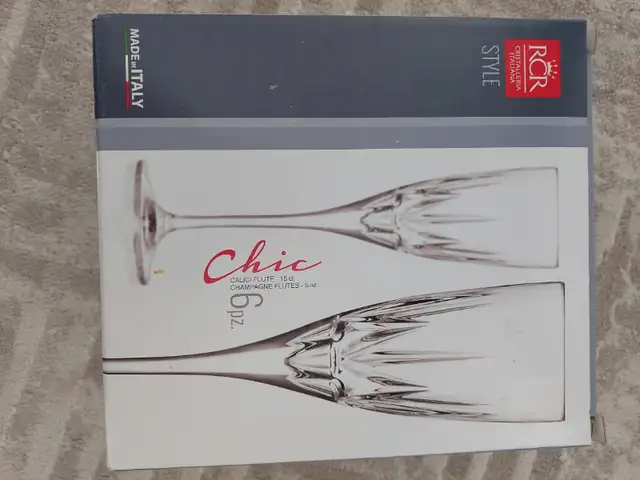 RCR CRISTALLERIA ITALIANA SET OF 6 CHAMPAGNE FLUTES! in Kitchen & Dining Wares in Calgary - Image 9