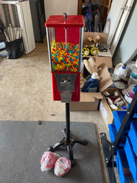 Eagle candy machine 