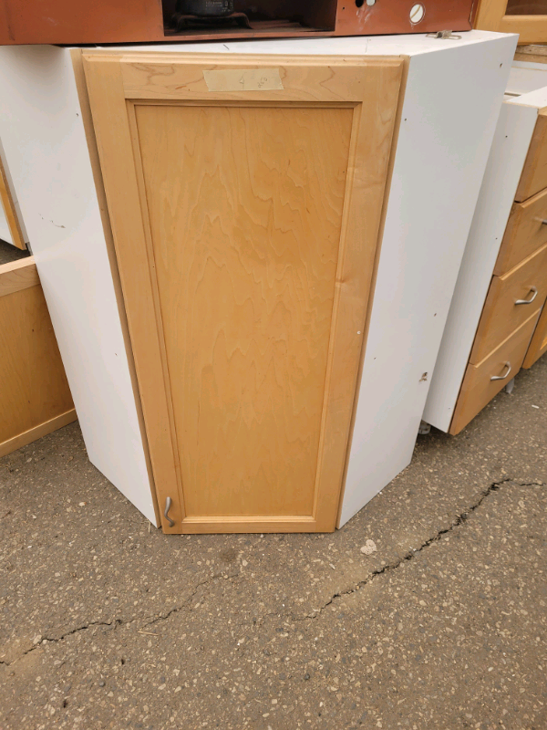 Kitchen Cabinets in Cabinets & Countertops in Saskatoon - Image 2