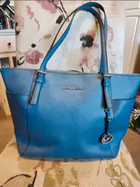 New Authentic Michael Kors Powder Blue Handbag in Silvertone 