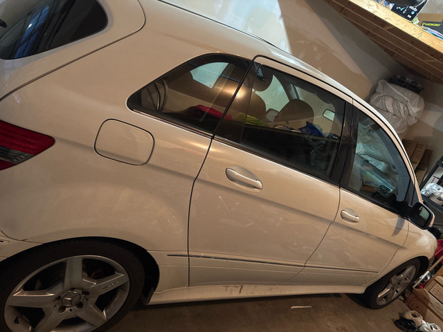Mercedes B200 Turbo in Cars & Trucks in Oshawa / Durham Region - Image 2