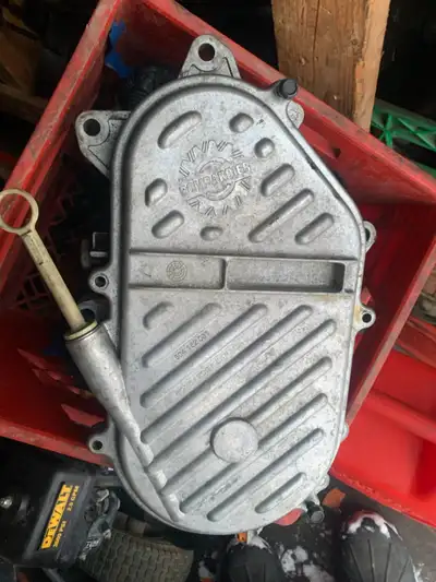 Various ski doo parts for sale 800 e tec injectors throttle bodys coils 800 rev stock can chain case...