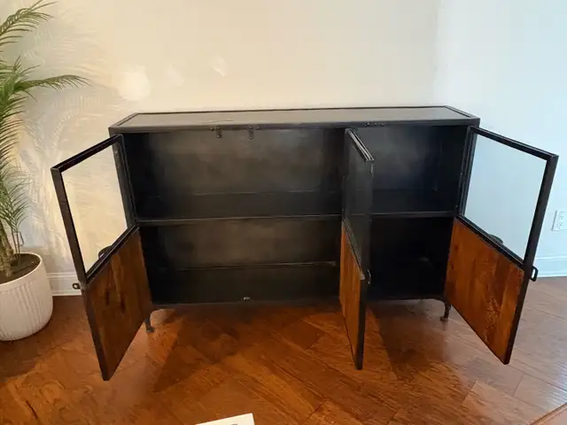 Industrial Style Cabinet / Sideboard – Excellent Condition in Hutches & Display Cabinets in Oakville / Halton Region - Image 3