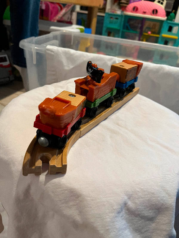 Thomas the train - Pirate ship in Toys & Games in Oshawa / Durham Region - Image 3