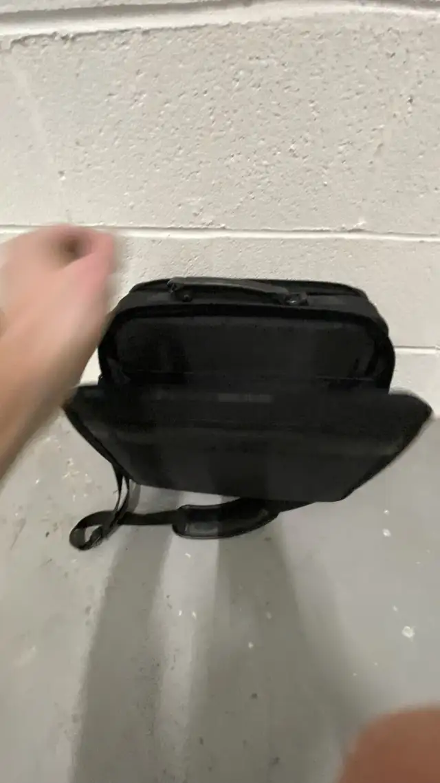Laptop carrying case 12" x 14" in Laptop Accessories in Oakville / Halton Region - Image 5