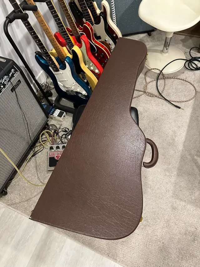 Fender custom shop 54 Stratocaster in Guitars in Edmonton - Image 8