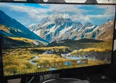 Mint LG 27" 4K monitor for work and play, View more