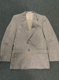Men’s Medium Suit Jacket