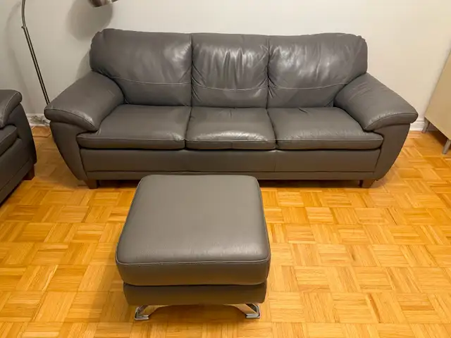 Leather Couch Set – 3 Pieces (Sofa, Armchair, Ottoman) in Couches & Futons in Markham / York Region - Image 3