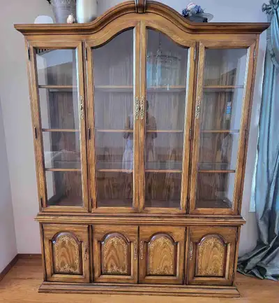 China Cabinet with Light, View more