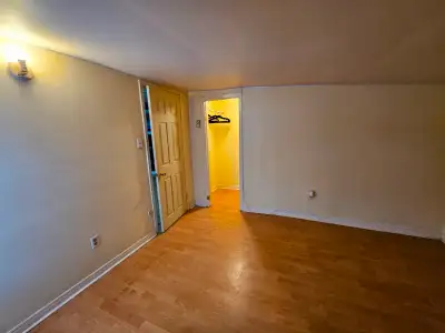 FREE ONE MONTH RENT IF MOVE IN September 1 Separate one bedroom unit One bedroom, Kitchen, living ro...