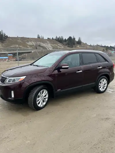 One owner. 149,000 km. Fully loaded. Winter and summer tires with rims. Cargo cover, dual climate he...